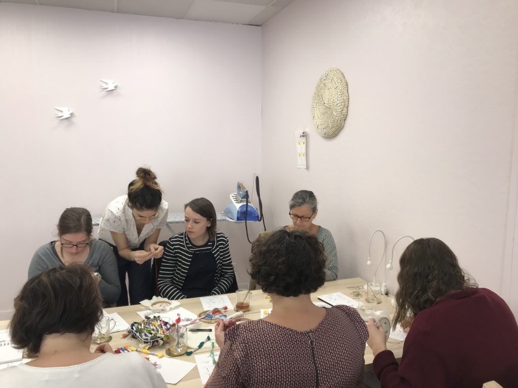 premier atelier broderie chez mamie mercerie
