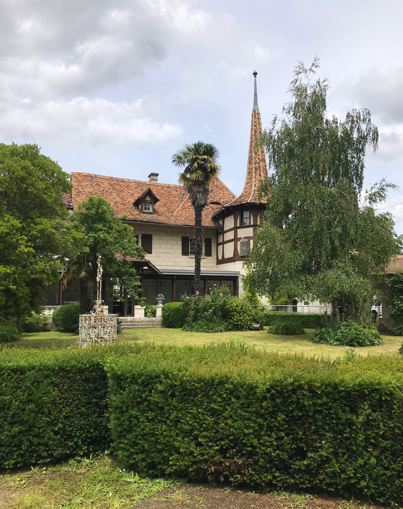 façade de la maison alsacienne à Angoulême en Charente